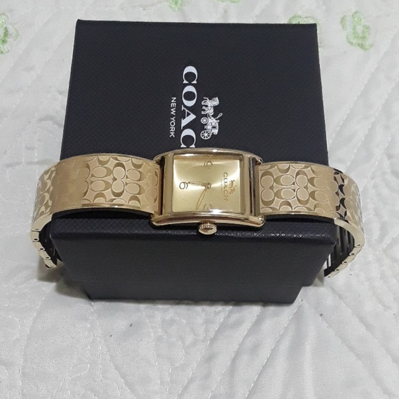 Brand New Original Woman Coach Watch. - Picture 3 of 5